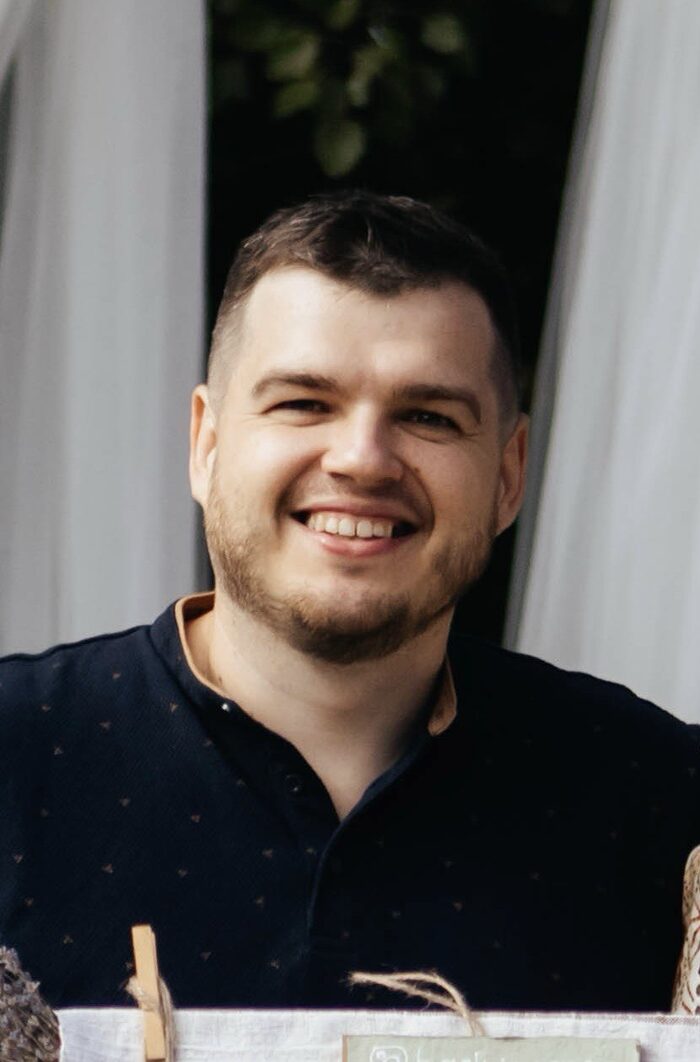Денис «DeHucuk» Михайлов